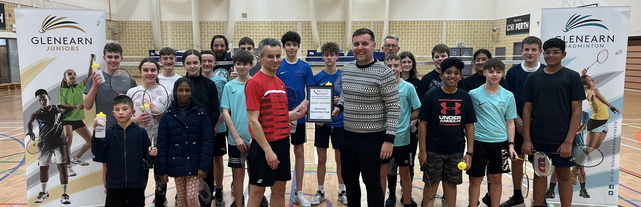 Glenearn Badminton Club: Gold Gifted at Christmas | Badminton Scotland